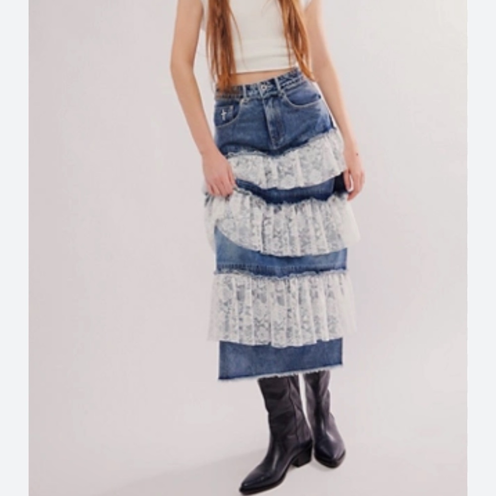 Ragged priest lace denim skirt